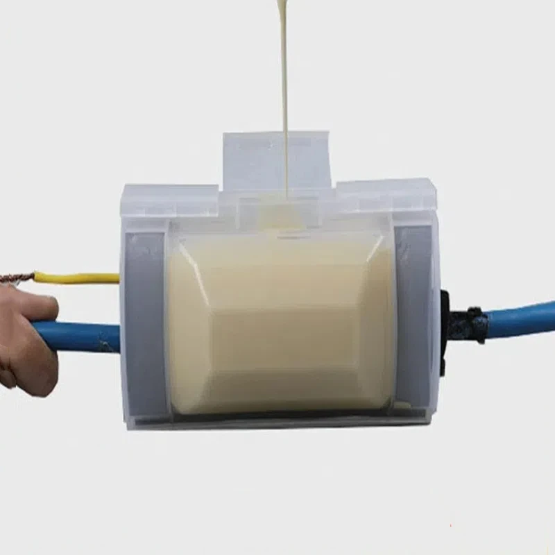 屋外水中ポンプケーブルコネクタ IP68 防水 3 方向接着 - Outdoor Power Outlet Box のレビューと価格
