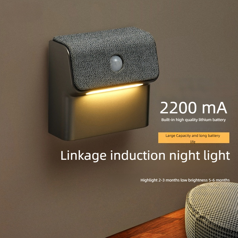 スマートモーションセンサーウォールライト - 2200mAh - Outdoor Power Outlet Weatherproof のレビューと価格